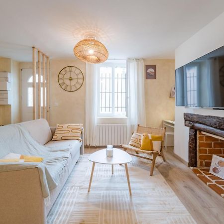 Sollys Apartment Auxerre Bagian luar foto