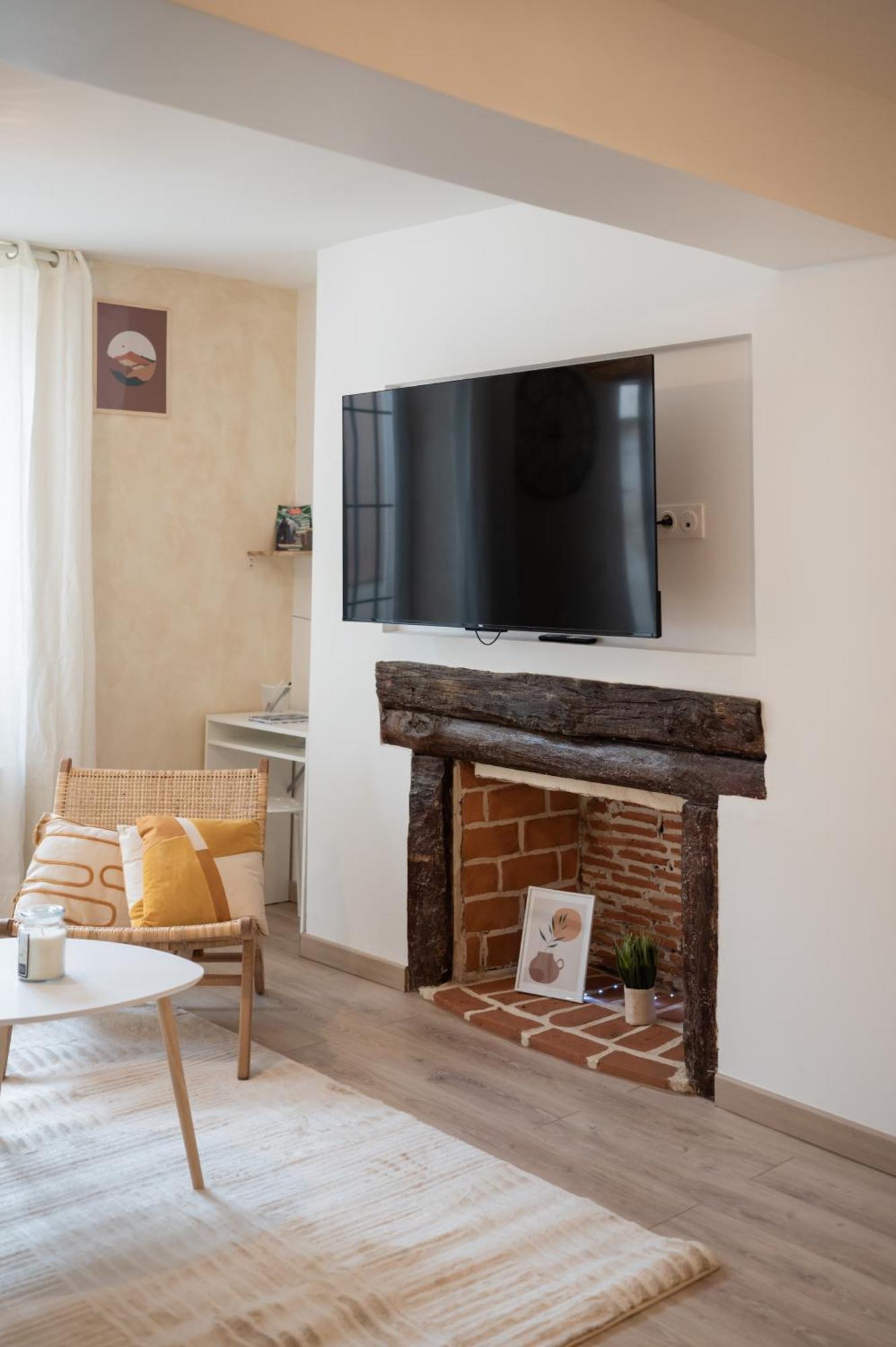 Sollys Apartment Auxerre Bagian luar foto