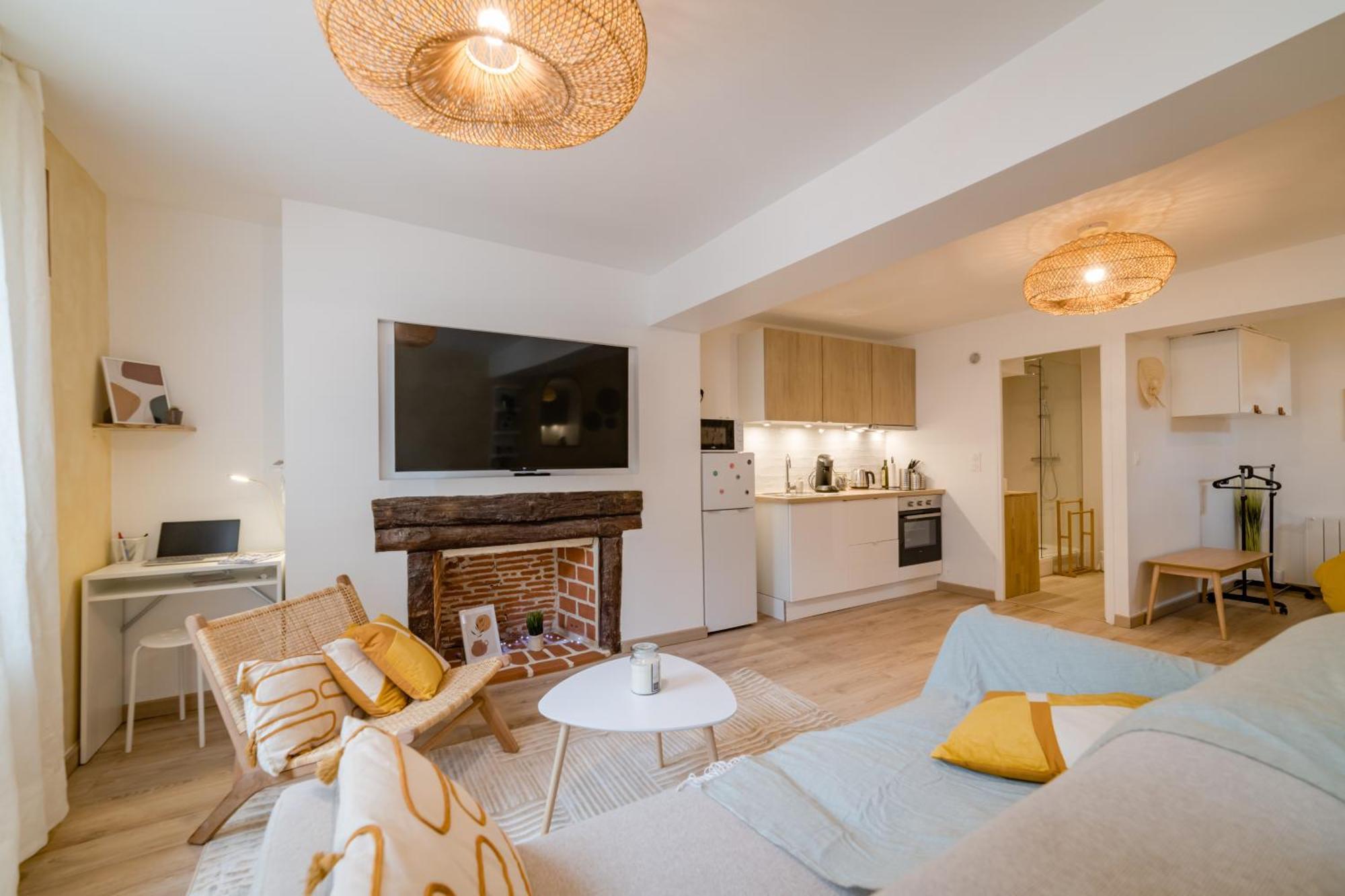 Sollys Apartment Auxerre Bagian luar foto